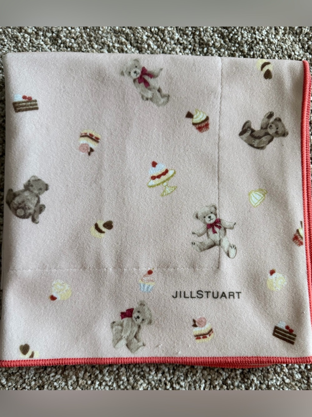 Jill Stuart Pink Teddy Bear Print thermo handkerchief